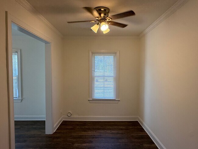 Building Photo - 2203 Highland St