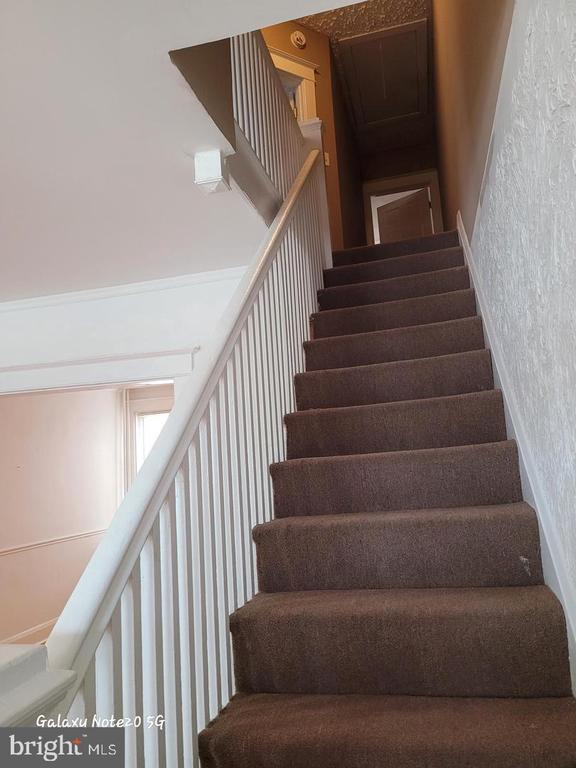 Building Photo - 5632 Belair Rd