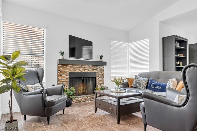 Building Photo - 760 Thousand Oaks Dr