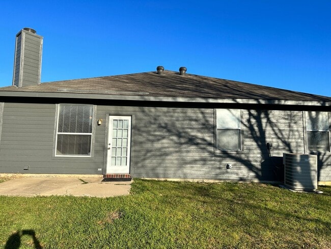 Building Photo - Nice one story home in Keller ISD.