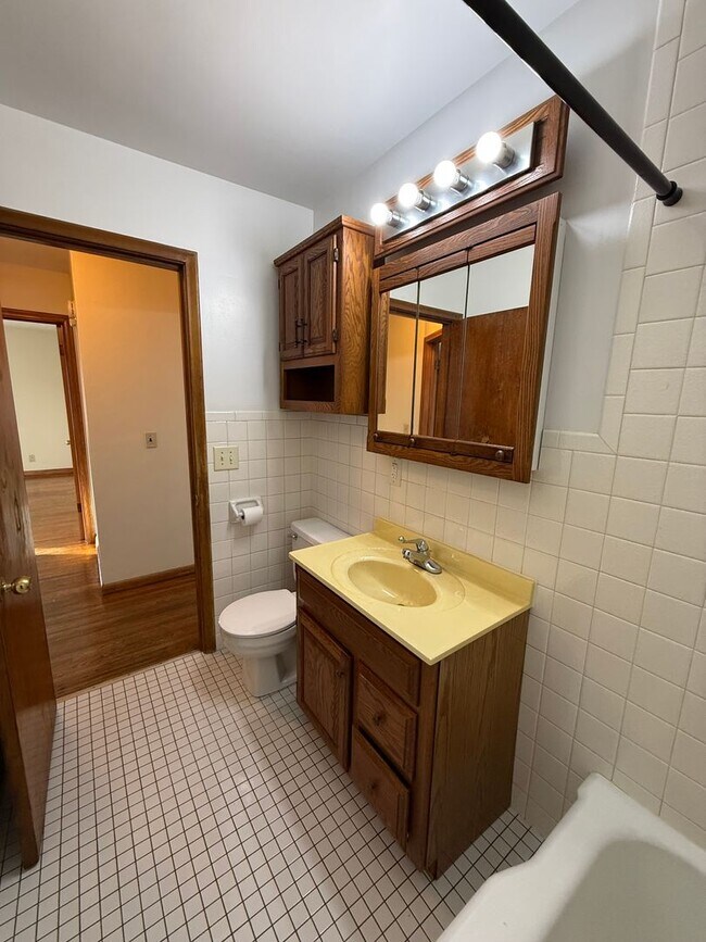 Building Photo - 1954-1956 Hazelwood St