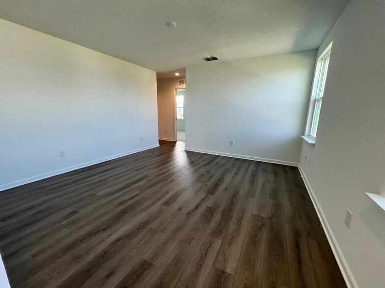 Building Photo - 1614 Ridgeback Ln