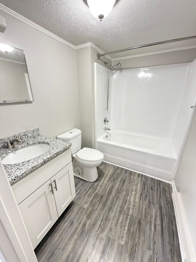 Building Photo - April Savings Are Here! Application Fee WAIVED ALL month!