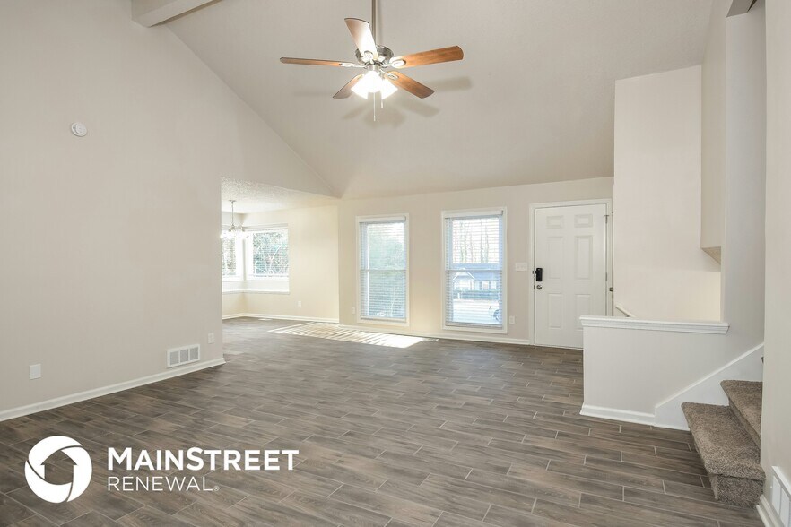 Building Photo - 1445 Glynn Oaks Dr SW