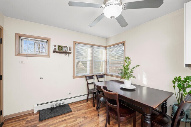 Building Photo - 69 E Quincy-2