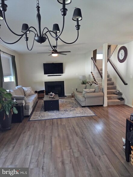 Building Photo - 20724 Hilton Run Ct