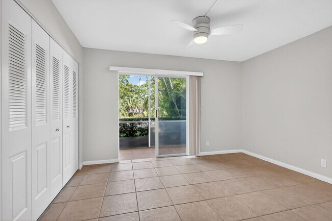 Building Photo - 378 Sheffield P