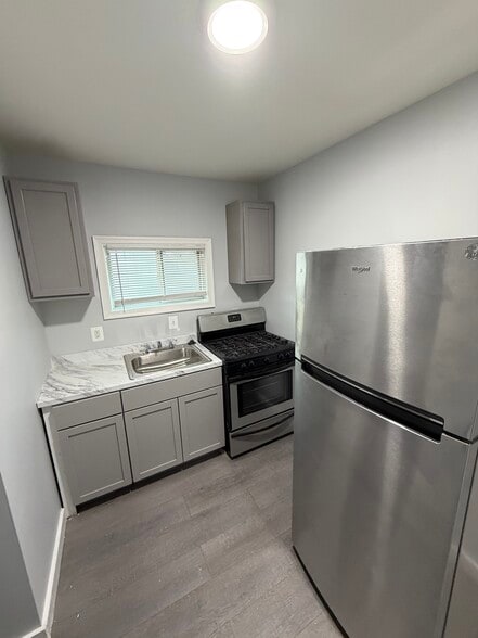 Building Photo - 735 Alabama Ave SE