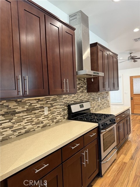 Building Photo - 686 Atchison St