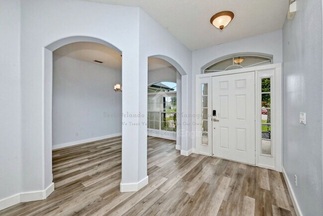 Building Photo - 15601 Grays Harbor Way