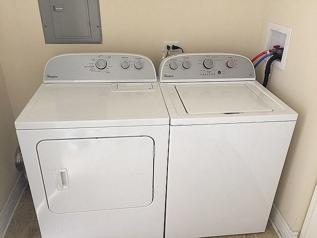 laundry room - 6620 174th St