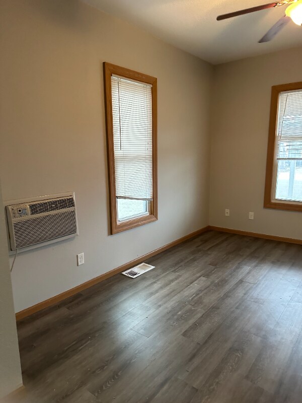 Building Photo - 1548 Prospect St