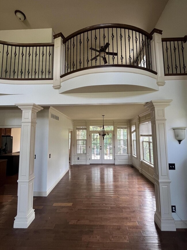 Building Photo - 2606 Stratford Chase Cir