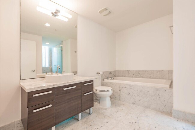 Building Photo - 244 Biscayne Blvd