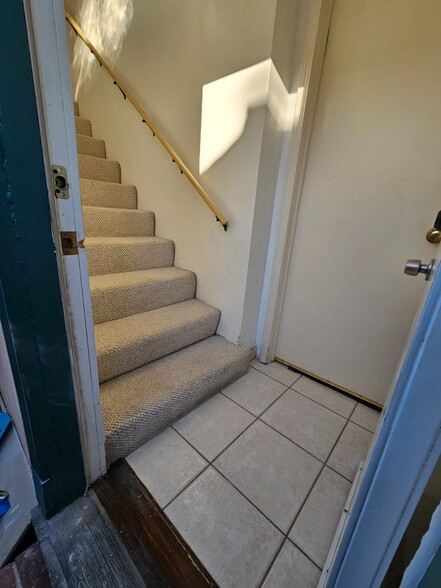 Building Photo - 17739 Welby Way