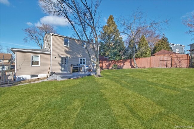 Building Photo - 18 Highview Ave