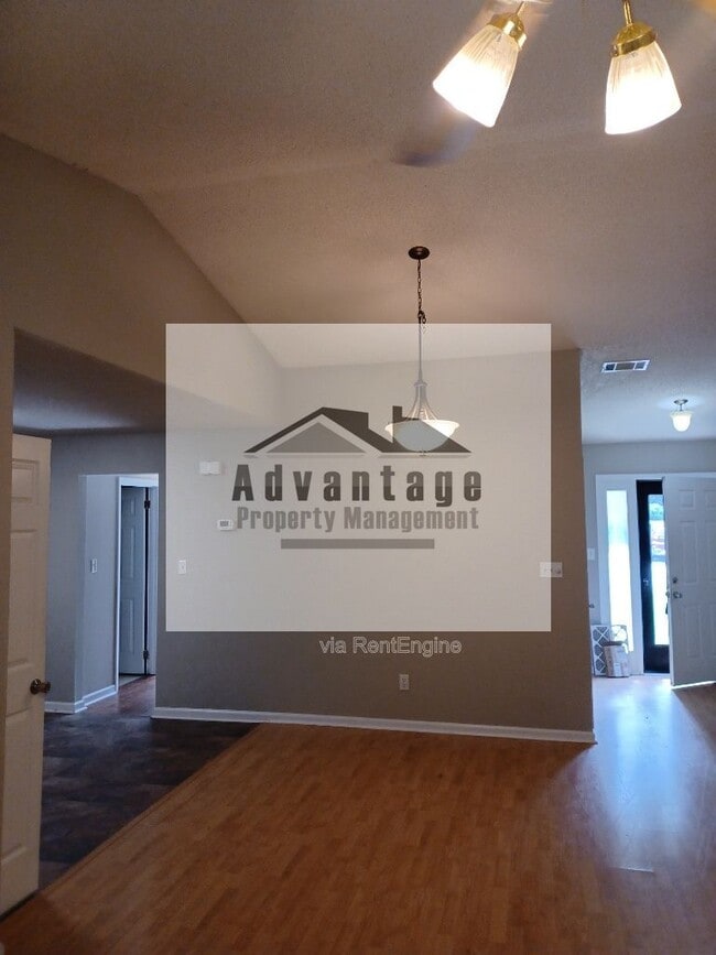 Building Photo - 130 Wesleyan Way