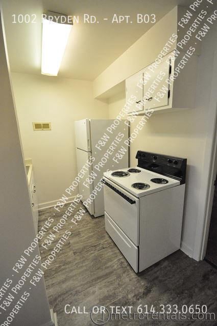 Building Photo - 1002 Bryden Rd