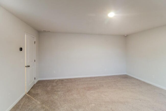 Building Photo - 177 Summerwood Ln