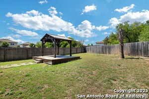 Building Photo - 8719 Hudson Holw