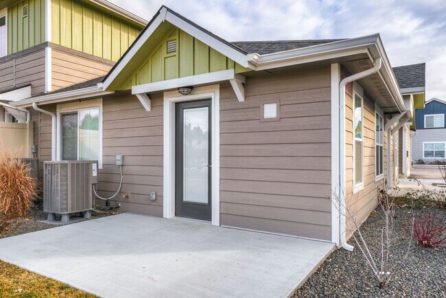 Building Photo - Westborough Apartments