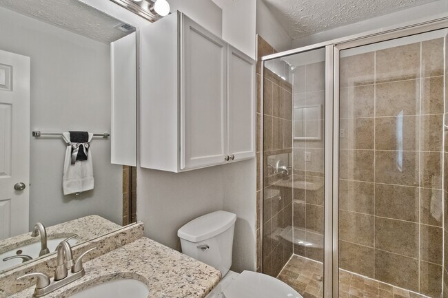 Building Photo - 11823 S Red Cedar Cir