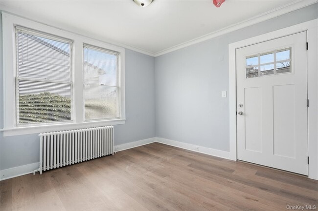 Building Photo - 321 Olivia St