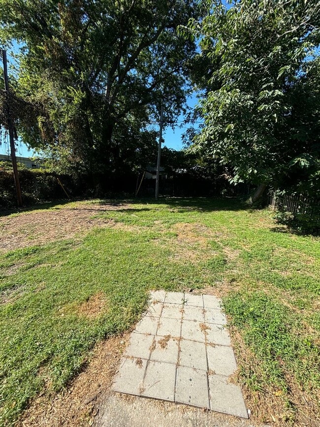 Building Photo - 1211 26th St