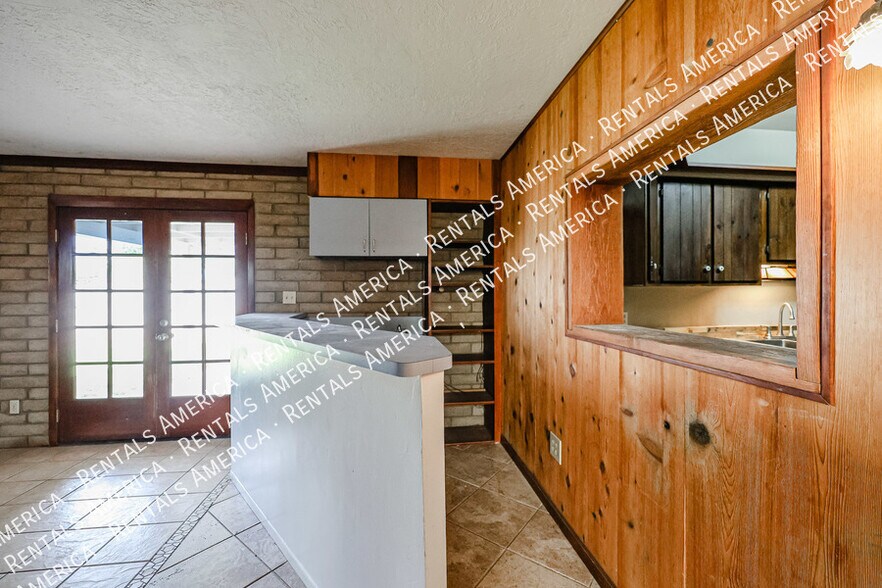 Building Photo - 12648 N 32nd Ave