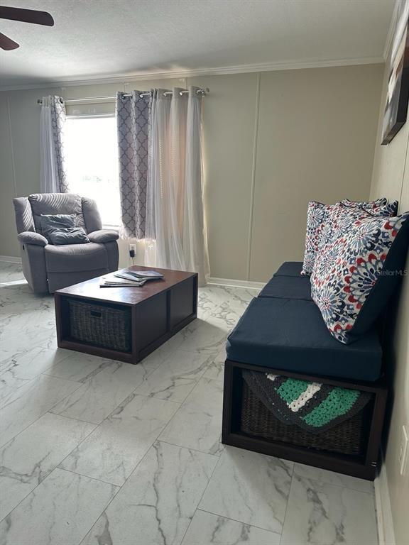 Building Photo - 507 Lazy Lake Dr W