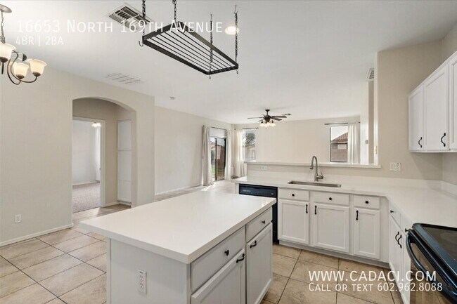 Building Photo - 16653 N 169th Ave