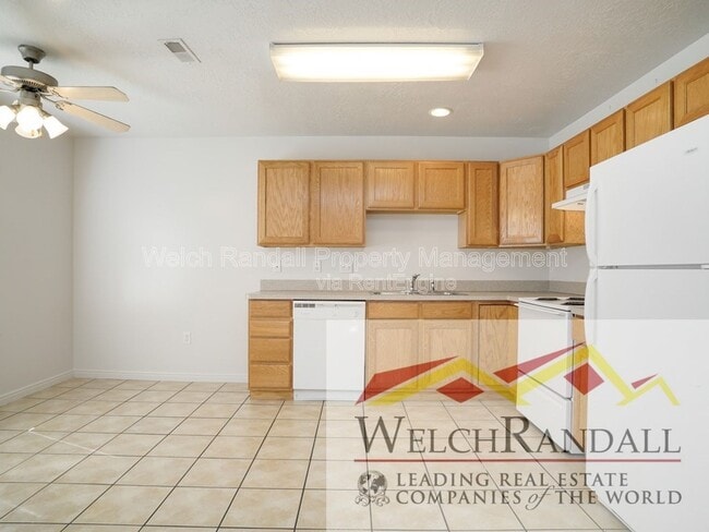 Building Photo - 1428 N 2575 E