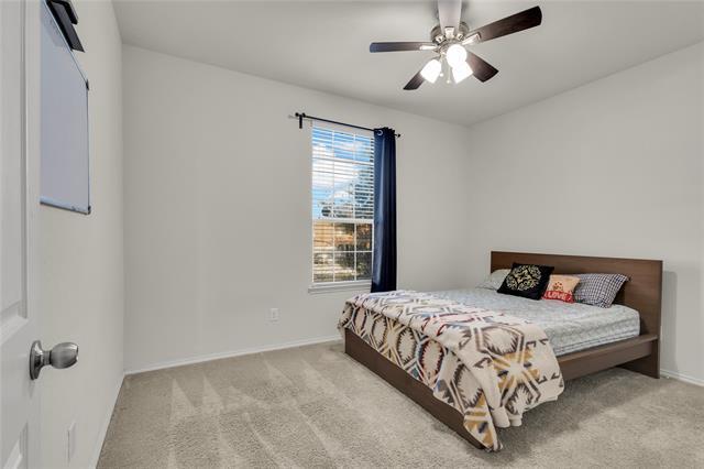 Building Photo - 8028 Larch Ln