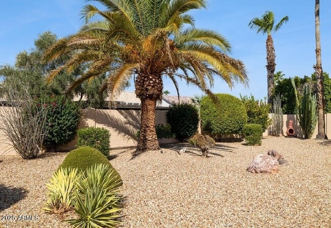 Building Photo - 15060 W Monterey Way