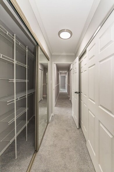 Building Photo - 15451 Duxbury Way