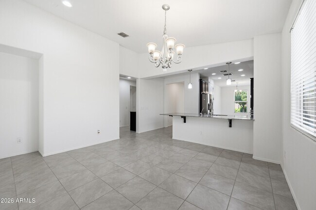 Building Photo - 22528 N 96th Ave