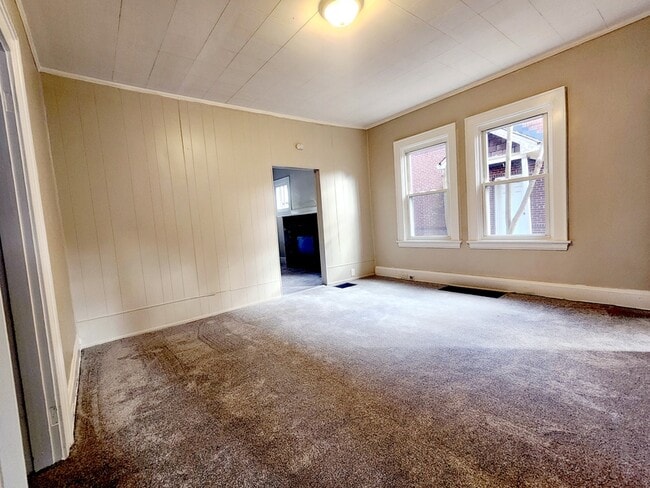 Building Photo - 1505 Eastern Ave