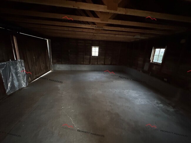 Building Photo - STATUS: ** PENDING APPLICATION **  | R327B | $2095