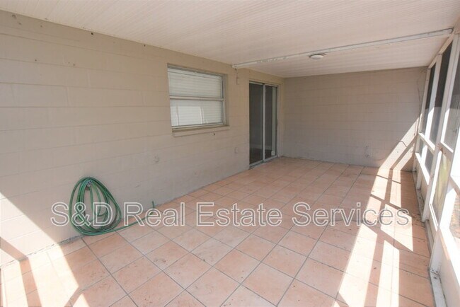 Building Photo - 1224 Waterview Blvd E