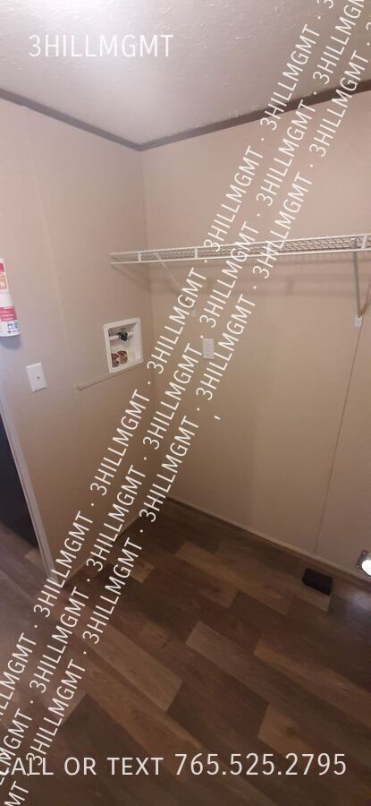 Building Photo - 5600 W Kilgore Ave