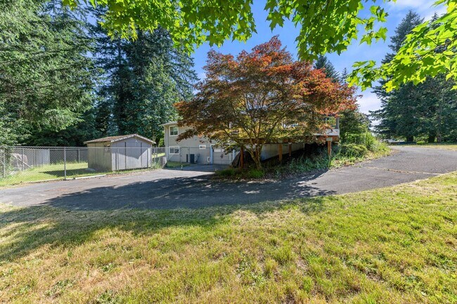 Building Photo - Rare Olympia Rental on Over 2 Acres of Flat, Usable Land!