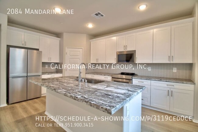 Building Photo - 2084 Mandarin Ln