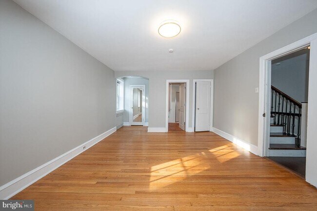 Building Photo - 625 Chelten Hills Dr