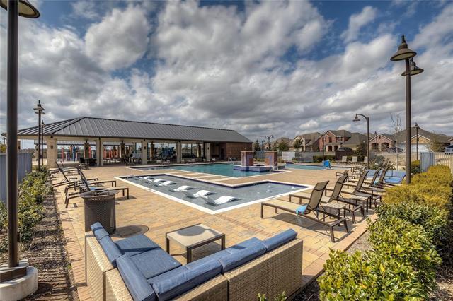 Building Photo - 1836 Big Spring Dr