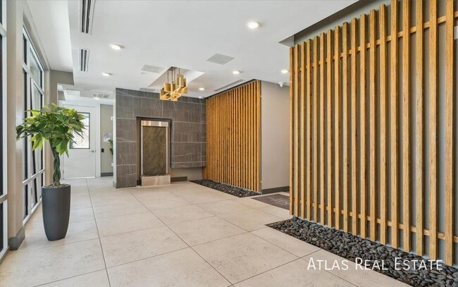 Building Photo - 2876 W 53rd Ave