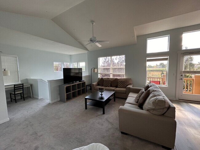 Building Photo - 9921 E 26th Ave