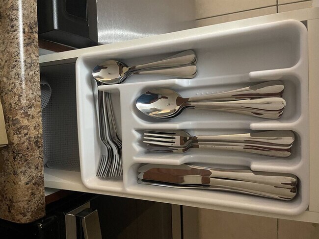 Building Photo - 13930 Heritage Club Dr