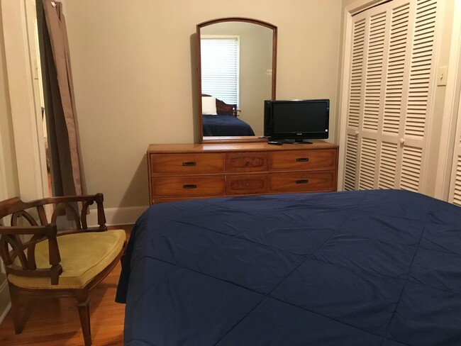 Building Photo - All inclusive, Safe and Practical 4BR 2 Ba...