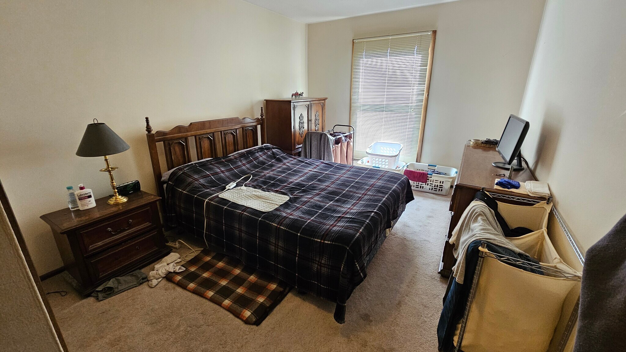 Building Photo - 812 9th Ave S