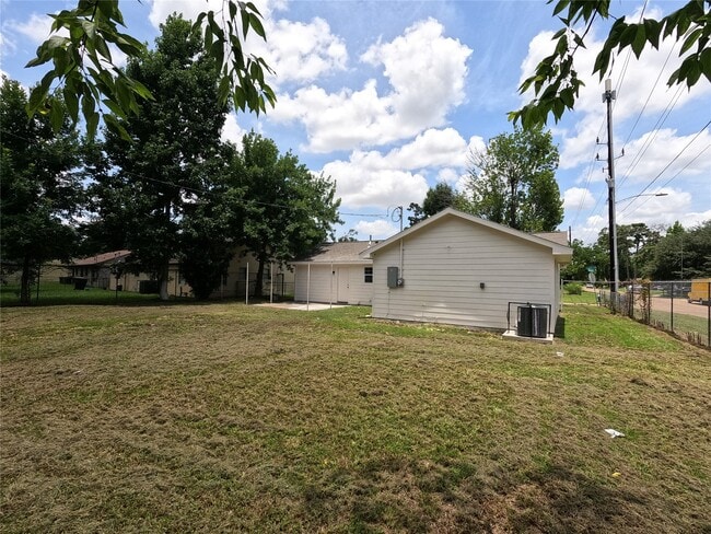 Building Photo - 6622 Cobalt St